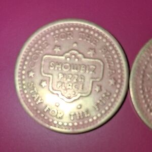 Snowbiz Pizza Place Token